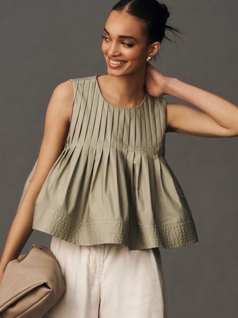 Mare Mare x Anthropologie Pleated Structured
Swing Tank in Moss Size Medium